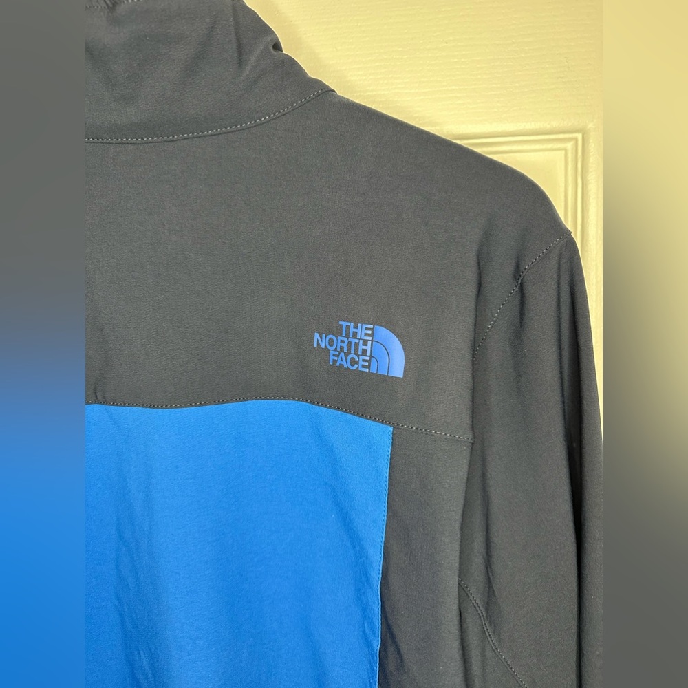 The North Face men’s windfall zip up jacket EUC - Picture 15 of 17